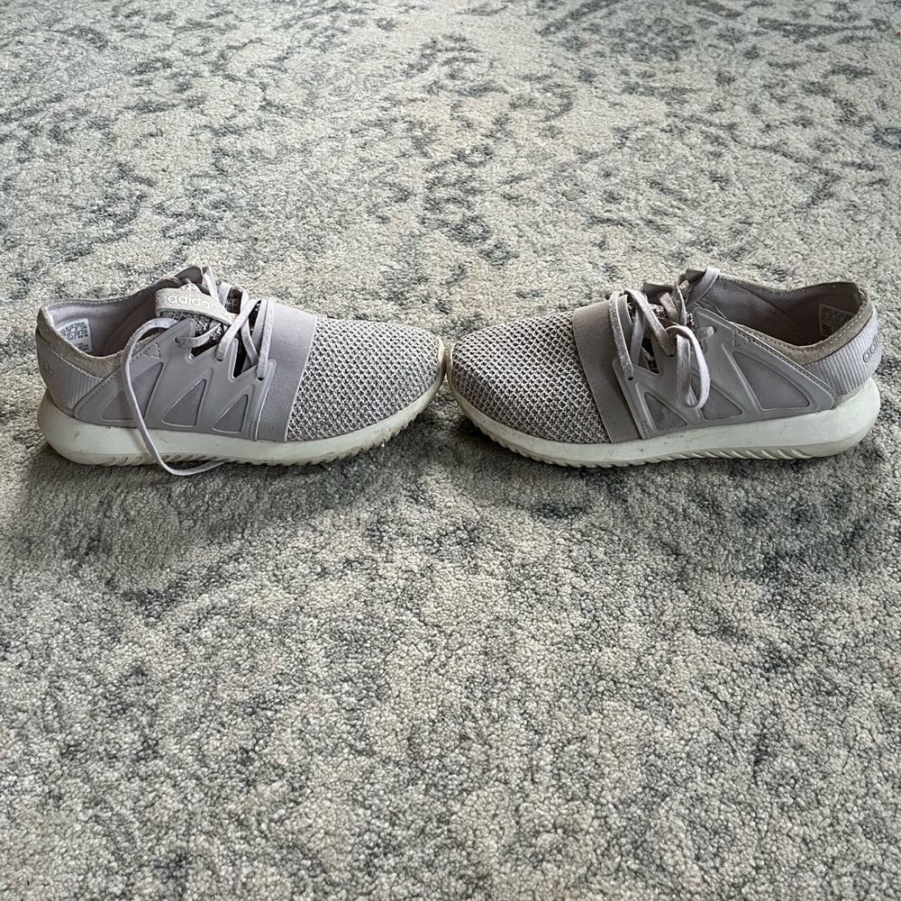 Adidas sneakers - Picture 4 of 4